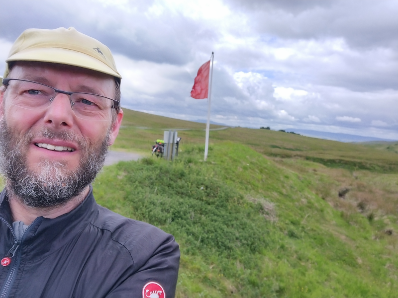 Red flags above Brough